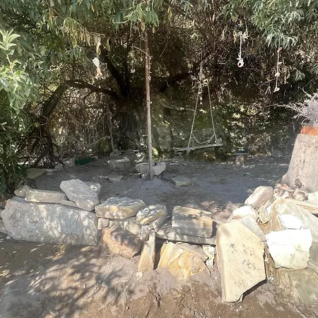 Karavana Tropicana 营地 *